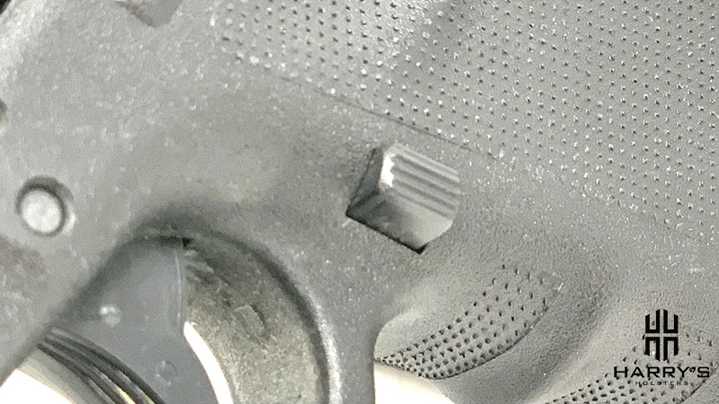 Glock 19 vs SW Shield glock mag release